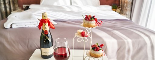 Travel Etiquette: Hotel