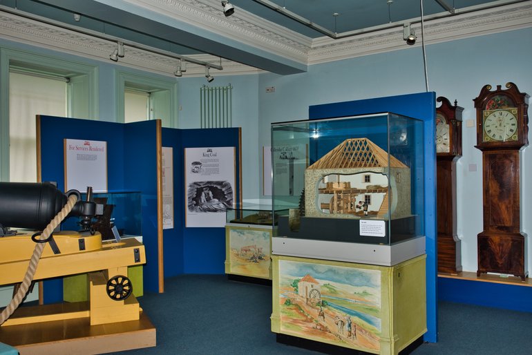 Exhibitions in the museum include the industrial history of the area