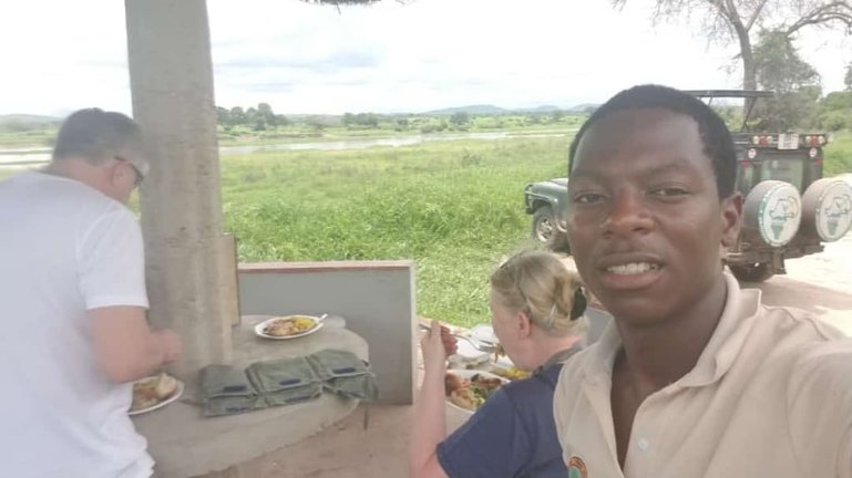 The Picnic Lunch in Serengeti 