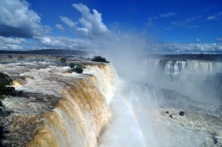 Iguazu National Park (photo credit in the bottom of the page)