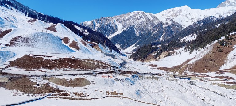 Mountains and snow are real time buddies....