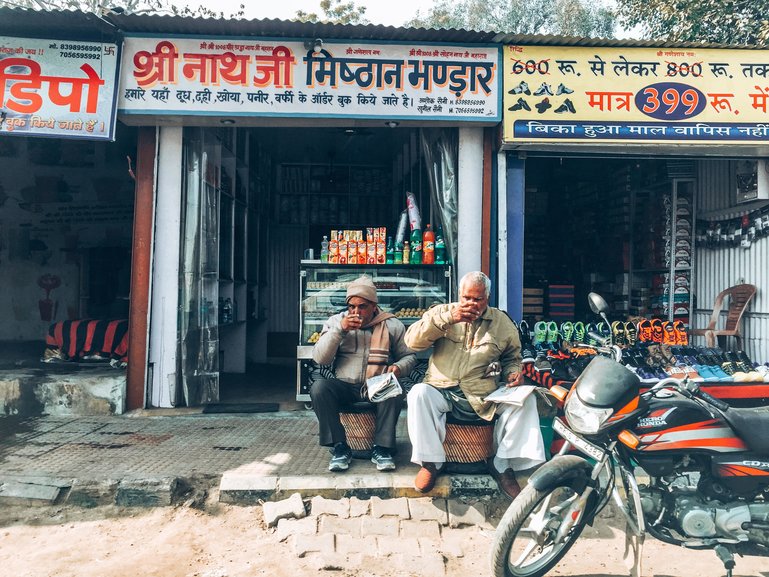 Easy mornings in India 