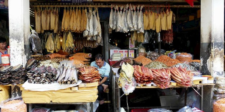 market of phnom penh