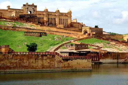 5 Reasons to Visit Jaipur