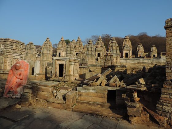 The shrines in Bateshwar complex are dedicated mostly to Shiva and a few to Vishnu.