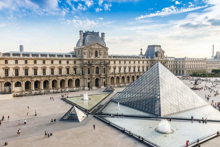 Louvre Museum