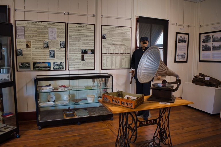 The complete histories of the Customs House and bridge to NSW are on display
