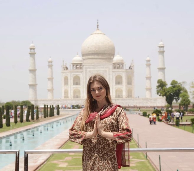 Namaskar in India means welcome for a day trip to Taj Mahal from