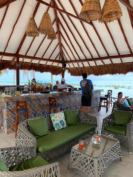 My favorite bar at the resort, right on the beach. 